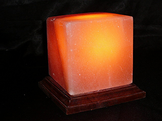 Cube Himalayan Salt Lamp 12cm Square 4kg - Click Image to Close